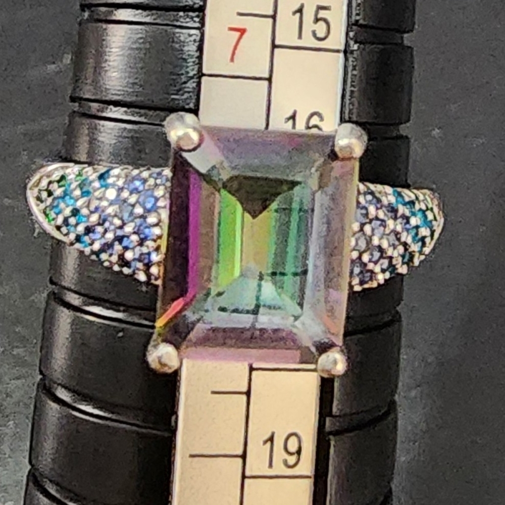 Elegant Multicolor Gemstone Ring